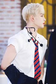 Pin By Puku Puku Aegyo On Oneus Cute Guys Pop Group Beautiful Men
