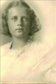 Betsey Larsen Obituary (2009)