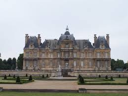 Chateau De Maisons By Mansart Source Http En Wikipedia Org Wiki File Chateau De Maison Lafitte Jpg Arhitektura Dvorcy Dvorec