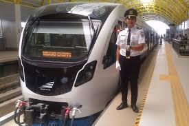 Terakhir, yuni juga mengingatkan warga bandung untuk tetap waspada akan kondisi cuaca yang relatif tidak jauh berbeda dengan hari ini pada esok hari, selasa 22 juni 2021. Lowongan Kerja Pt Kai 2020 Bagi Lulusan Sma Smk Halaman All Kompas Com