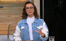 Após conversas com Globo, Catia Fonseca está perto de fechar com o SBT