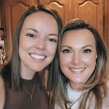 Mackenzie Burnham (@KenzBurn3)