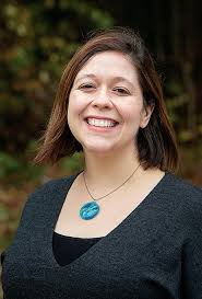 Belmont Day Magazine: Giving Forward and Giving Back by Belmont Day School 