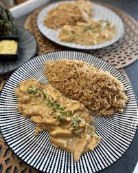 Nadiya On Instagram Riz Aiguillettes De Poulet A La Creme Echalote Et Moutarde Pour Les Aiguillettes De Poulet J Ajoute Une Louche D In 2020 Food Chicken Rice