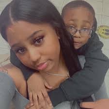 Donna's sister comes to town to meet Alex, instead of a warm welcome to the  family, she grills him like a steak! #BlackInkCrew