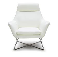 A smooth, leather accent chair is a visual and tactile oasis in a room that has fabric surfaces on the rest of the furniture. A831 Modern White Leather Lounge Chair