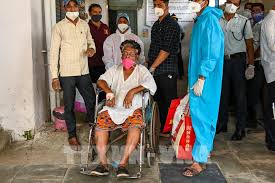 Ấn độ cũng đã vượt qua kỷ lục của mỹ về số ca lây nhiễm trong ngày. Nzliyeguwefmgm