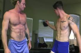 Beefy texan logan get's more than what he bargained for when he meets up with the casting director. Free Muscle Videos At Gay Men Tube Xxx