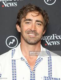 Lee pace 李佩斯 the hobbit la premiere interview screenslam 有君如佩. Lee Pace Fans Network On Twitter Lee Pace Lee Monica
