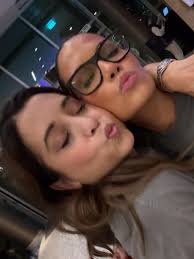 One of the best nights of my life ! Thank you so much @officialmedik8  @spacenk. Getting to bring my sister made it even more special 🤍🤍  GAGAAAAAA • 📸 @sasha_benjamin_photography