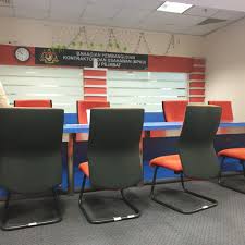 Bahagian pembangunan usahawan dan komuniti perbadanan pembangunan ekonomi sarawak (sedc sarawak). Ke Putrajaya Kita