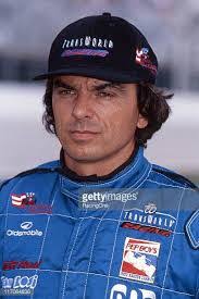 Gil Losi's Instagram, Twitter & Facebook