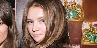 Anna sorokin went by the name anna delvey as she defrauded banks and people in manhattan celebrity circles into thinking she had a fortune of it is thought sorokin could now face deportation. Ny State Files Suit To Stop Netflix Payment To Anna Delvey Reports