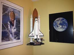monogram 1 72 scale space shuttle challenger stack with external fuel tank and solid rocket boos space shuttle challenger solid rocket booster space shuttle