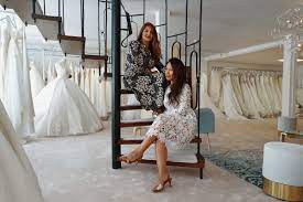 Check spelling or type a new query. Brautmode Hamburg Exklusive Hochzeitskleider Brautkleider Vel Vaol