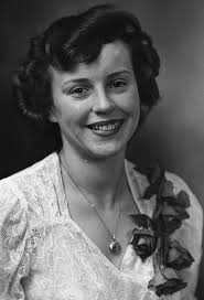 1945 photo of Ina in Shelbina, Missouri, sparks family