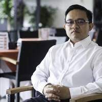 It presents a general argument of why the government should not be involved in business. Wan Saiful Wan Jan Iseas Academia Edu