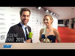 Dreimal gold, wurde erfolgreichste athletin. Aus Den Sportklamotten Ins Abendkleid Franziska Preuss Bei Der Goldenen Henne 2015 Mdr Youtube