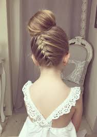 Thin girls hairstyles for wedding is a real torment. Hochzeitsfrisuren Kinder Hochzeitsfrisuren Fr Mdchen Kleine Mdchen Achten Auf Ihre O Wedding Hairstyles For Girls Childrens Hairstyles Little Girl Hairstyles