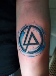Tattoofilter is a tattoo community, tattoo gallery and international tattoo artist. Tattoo Uploaded By Denise Linkin Park Tattoo Linkinpark Blackandgrey Roses Chesterbennington 817049 Tattoodo