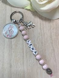 Welche kugel will ich wieviele welche quaste und vor allem wohin. Pin Auf Schlusselanhanger Taschenbaumler