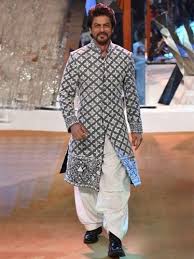 50 Latest Kurta Pajama Designs Trending Collection In 2021 Mens kurta online shopping is more here you will see the varieties of innovative design kurta pajama for mens, white kurta pajama for mens punjabi style, lucknow chikan mens. 50 latest kurta pajama designs