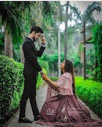6 Unique Wedding Proposal Ideas To Propose To Your S O Wedding Photos Poses Wedding Couple Poses Photography Wedding Couple Pictures
