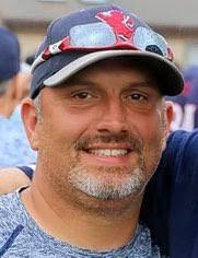 Sean Molina's Instagram, Twitter & Facebook