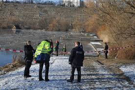 Haus in löbnitz am see zu vermieten 30 km nach leipzig. Fotostrecke Stuttgart Hofen Polizei Muss Max Eyth See Sperren Muhlhausen Stuttgarter Nachrichten