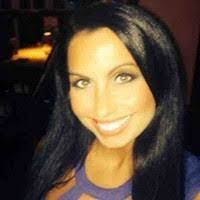 Shelley Tait's Instagram, Twitter & Facebook