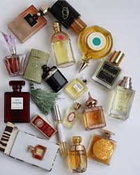 Pin By Sameera Amin On عطور Beauty Perfume Perfume Chanel N 5