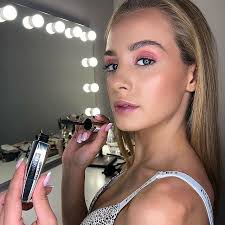 Wiktoria gąsiewska postanowiła uciec od jesiennej aury i niedawno wyjechała na wakacje do izraela. Wiktoria Gasiewska Pokazala Sie Bez Makijazu Dawno Nie Widzielismy Jej W Tak Naturalnym Wydaniu