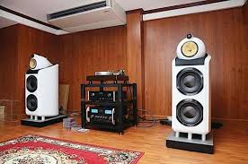 B W 800d Driven By Mcintosh With A Vpi Classic Tt Salle De Cinema Maison Ampli Hi Fi