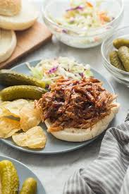 Yum This Crock Pot Pulled Pork Recipe Is So Easy And So Flavorful It Starts With A Ga Crock Pot Pulled Pork Recipe Crockpot Pulled Pork Pulled Pork Recipes