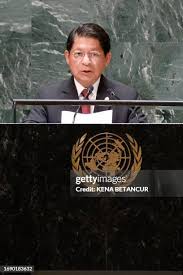 242 Denis Moncada Stock Photos, High-Res Pictures, and Images