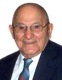 Elaine Poulos's Instagram, Twitter & Facebook