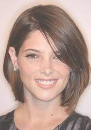 Moderne Haarschnitte Fur Runde Gesichter Frisuren 2019 Haarschnitt Rundes Gesicht Kurzhaarschnitt Rundes Gesicht Haarschnitt