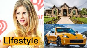 She was born and raised in vancouver. Emily Bett Rickards Lifestyle Net Worth Biography Boyfriend Cars House Youtube