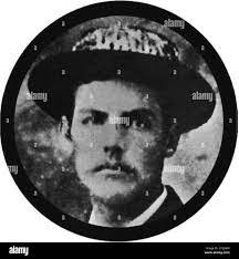 Arthur Purvis's Instagram, Twitter & Facebook