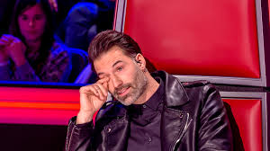 He is a musician and vj who originally came to fame as the drummer for the pop punk band nailpin. Knaller Van Een Knockout Bezorgt Sean Dhondt Tranen In De Ogen