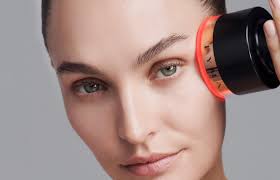 Lucy Goff speaks to Glass