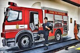 Bilangan di dalam bahasa inggris terbagi dua macam, yaitu cardinal number (bilangan biasa) dan ordinal number (bilangan bertingkat. Bernama Agustavia Wanita Pertama Dilantik Ketua Balai Bomba Di Sabah