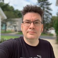 Eric Oehler's Instagram, Twitter & Facebook