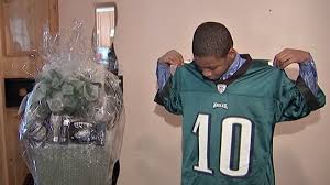 Desean jackson jerseys and apparel, desean jackson shop. Bullied Teen Meets Philadelphia Eagles Wide Receiver Desean Jackson Abc News