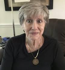 Carolyn Steiner's Instagram, Twitter & Facebook