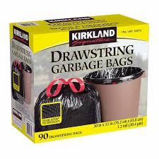 The bags feature stronger drawtape technology. Costco Kirkland Signature Drawstring Garbage Bags 76 2 Cm X 83 8 Cm 30 In 33 In 90 Pack Zallat