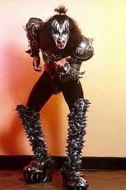 Very accurate to the stage worn boots used by the demon himself gene simmons during the destroyer tour. I Can T Remember Seeing These Boots Before From Creatures Era Im Guessing Gene Simmons Kiss Kiss Army Kiss Band