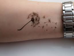See more ideas about tattoos, dandelion tattoo, dandelion tattoo design. Little Dandelion Tattoos For Wrist Tatouage Pissenlit Tatouage De Pissenlit Tatoo Poignet