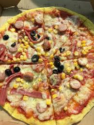 水里手工比薩 food vegetable pizza hawaiian pizza