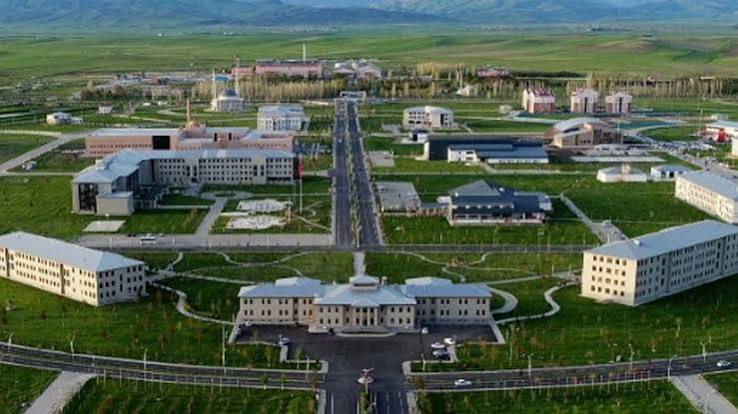 Ağrı İbrahim Çeçen Üniversitesi - Eniscan İnşaat